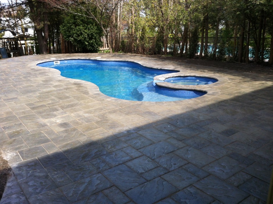 Interlocking paver contractor Midhurst, Horseshoe Valley, Barrie, Innisfil
